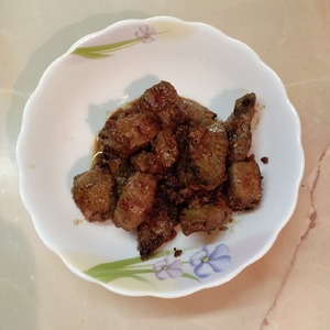 Печень говяжья с луком Печень говяжья с луком