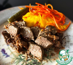 Печень говяжья. Жареная с луком