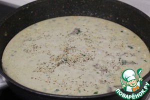 Печень в сметанно-сырном соусе Печень в сметанно-сырном соусе