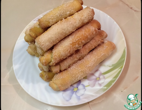 Печенье из дрожжевого теста «Сахарные трубочки»