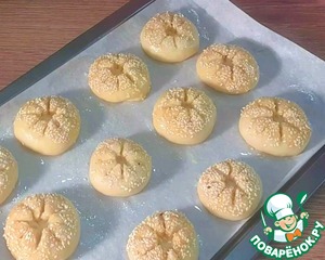 Печенье со вкусом ванили и жаренного кунжута Печенье со вкусом ванили и жаренного кунжута