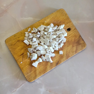 Печеночный торт с грибами