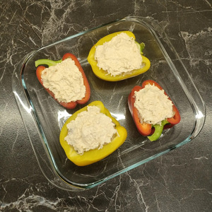 Перец, фаршированный фаршем и грибами Перец, фаршированный фаршем и грибами