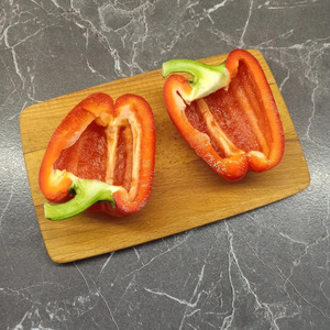 Перец, фаршированный фаршем и грибами Перец, фаршированный фаршем и грибами