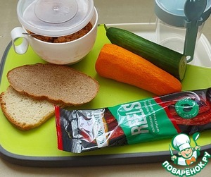 Перечный соус с колбасками "Пикник интроверта"