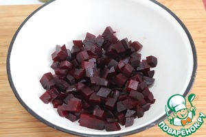 Пикантный свекольный салат