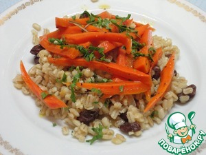 Пилав из перловки с глазированной морковью