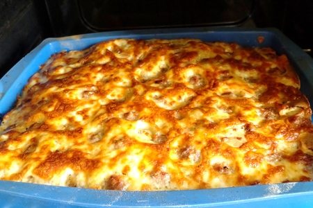 Пирог с фрикадельками и грибами