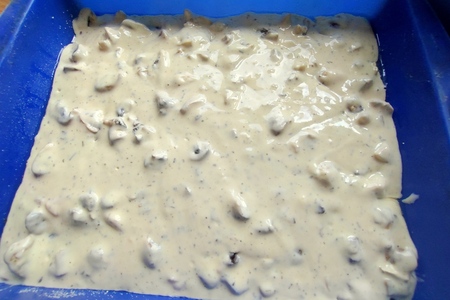 Пирог с фрикадельками и грибами