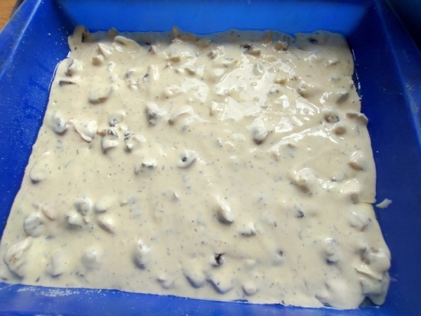 Пирог с фрикадельками и грибами