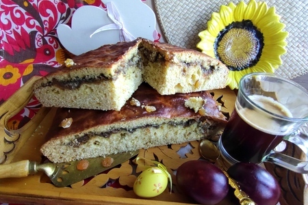 Пирог с халвой как кулич Пирог с халвой как кулич