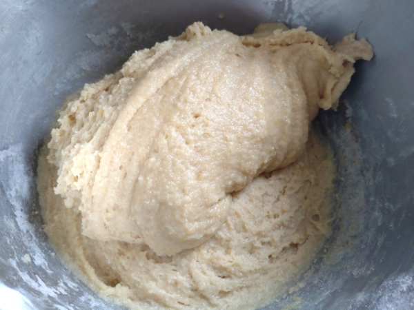 Пирог с халвой как кулич Пирог с халвой как кулич