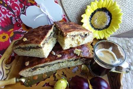 Пирог с халвой как кулич Пирог с халвой как кулич