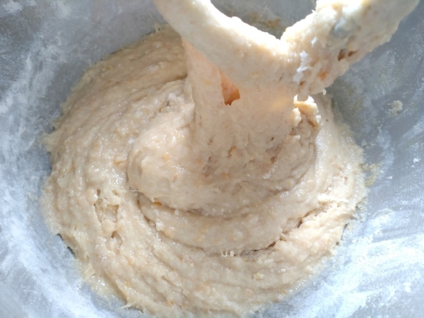 Пирог с халвой как кулич Пирог с халвой как кулич