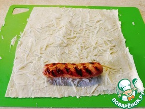 Пятачки из лаваша с сосисками Пятачки из лаваша с сосисками