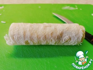 Пятачки из лаваша с сосисками Пятачки из лаваша с сосисками