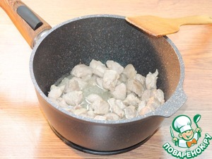 Поджарка с подливкой и лапшой Поджарка с подливкой и лапшой