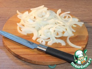 Поджарка с подливкой и лапшой Поджарка с подливкой и лапшой