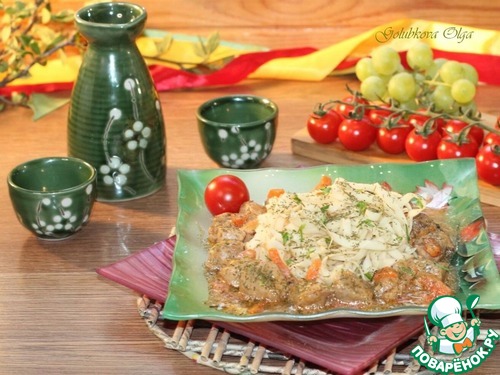 Поджарка с подливкой и лапшой Поджарка с подливкой и лапшой