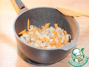 Поджарка с подливкой и лапшой Поджарка с подливкой и лапшой