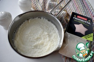 Полента на завтрак с сыром и яйцом Полента на завтрак с сыром и яйцом