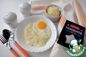 Полента на завтрак с сыром и яйцом Полента на завтрак с сыром и яйцом