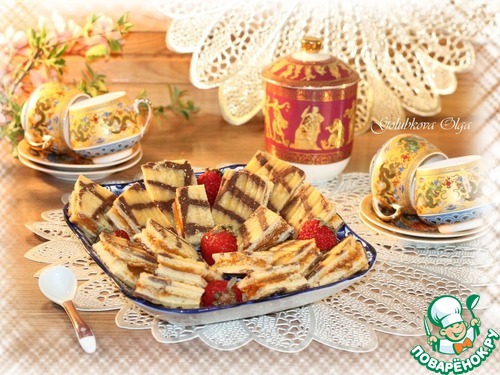 Полосатое пирожное с вареной сгущенкой Полосатое пирожное с вареной сгущенкой