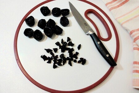 Пряный кекс с портвейном и черносливом 