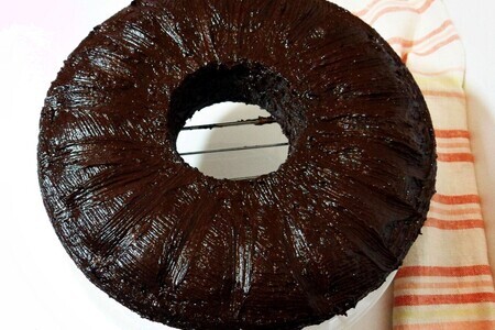 Пряный кекс с портвейном и черносливом 