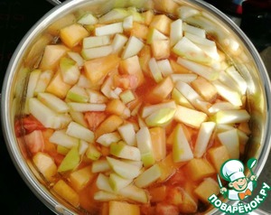 Пряный суп из тыквы и яблок Пряный суп из тыквы и яблок