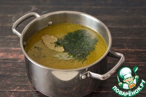 Рассольник с перловкой на утиных головах