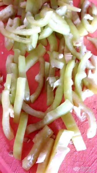 Рецепт: Баклажанная икра с помидорами и сладким перцем - С острым перцем и чесноком Рецепт: Баклажанная икра с помидорами и сладким перцем - С острым перцем и чесноком