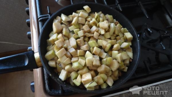 Рецепт: Баклажаны с выжарками - Очень сытно и вкусно. Рецепт: Баклажаны с выжарками - Очень сытно и вкусно.