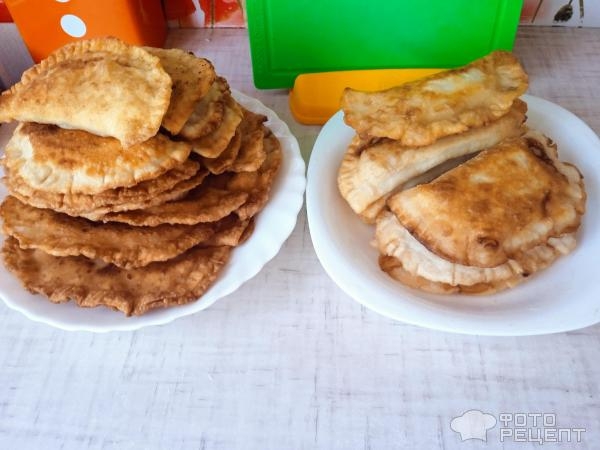 Рецепт: Безглютеновые чебуреки - Из заварного теста: нежнее обычных