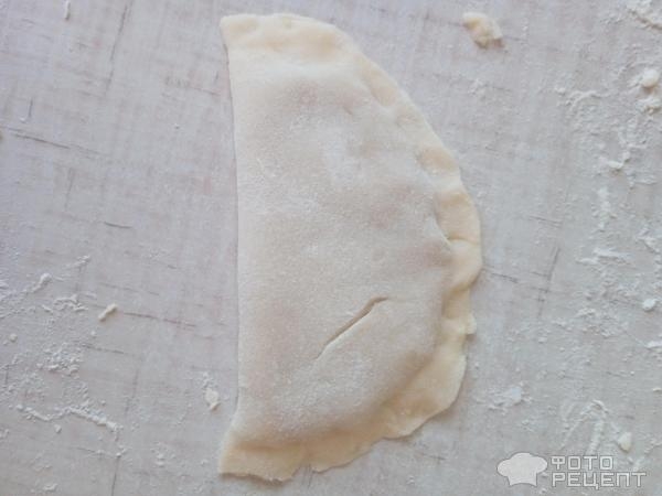 Рецепт: Безглютеновые чебуреки - Из заварного теста: нежнее обычных