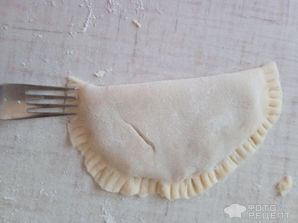 Рецепт: Безглютеновые чебуреки - Из заварного теста: нежнее обычных