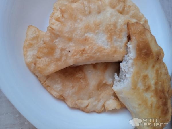 Рецепт: Безглютеновые чебуреки - Из заварного теста: нежнее обычных