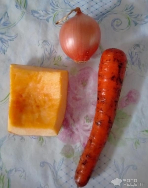 Рецепт: Блины с сочной мясной начинкой - С добавлением лука, моркови и тыквы. Рецепт: Блины с сочной мясной начинкой - С добавлением лука, моркови и тыквы.