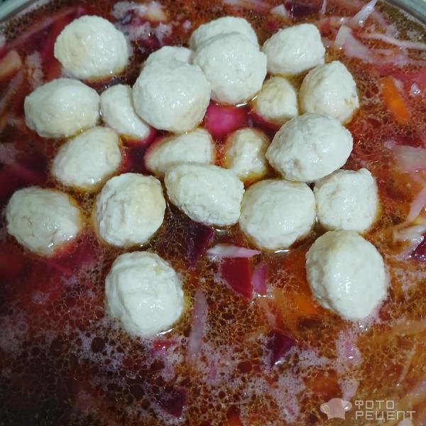 Рецепт: Борщ с фрикадельками - На бульоне из индейки, детский борщ для самых маленьких. Рецепт: Борщ с фрикадельками - На бульоне из индейки, детский борщ для самых маленьких.