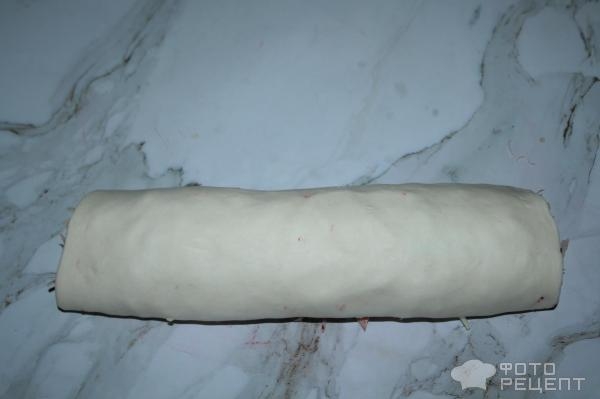 Рецепт: Булочки из слоеного теста - С двумя сливовыми соусами и двумя начинками