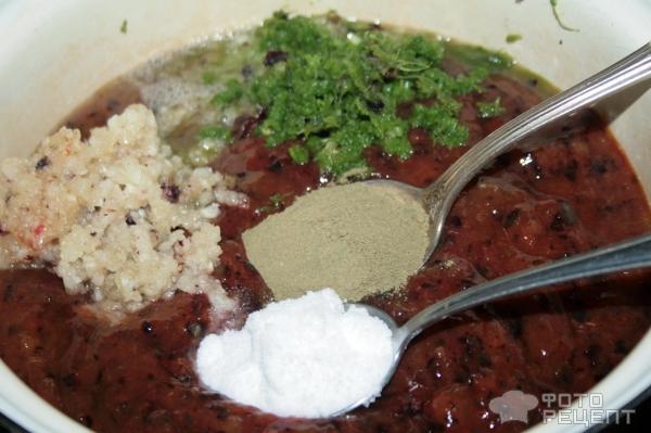 Рецепт: Булочки из слоеного теста - С двумя сливовыми соусами и двумя начинками