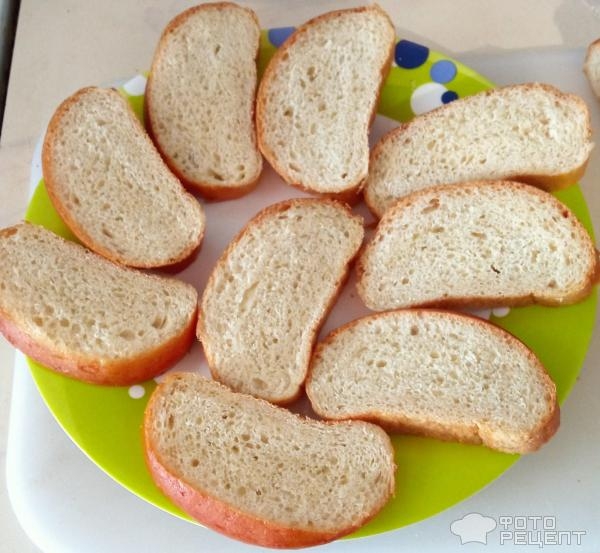 Рецепт: Бутерброды "Грибы" - Со шпротами