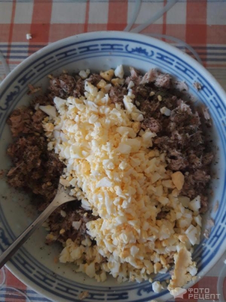 Рецепт: Быстрый пирог из рыбных консервов - Вкусно, сытно, аппетитно! Рецепт: Быстрый пирог из рыбных консервов - Вкусно, сытно, аппетитно!