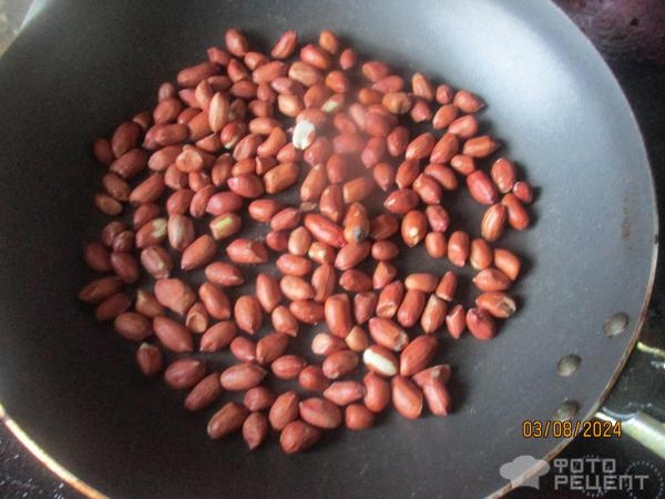 Рецепт: Чесночно-ореховая паста - из зелени чеснока с травами