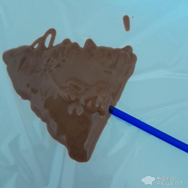 Рецепт: Десерт на Новый год "Шоколадные елочки" - Готовим с детьми. Лёгкие поделки из растопленного шоколада. Весело и вкусно. Рецепт: Десерт на Новый год "Шоколадные елочки" - Готовим с детьми. Лёгкие поделки из растопленного шоколада. Весело и вкусно.