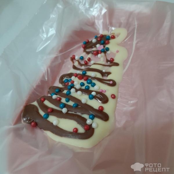 Рецепт: Десерт на Новый год "Шоколадные елочки" - Готовим с детьми. Лёгкие поделки из растопленного шоколада. Весело и вкусно. Рецепт: Десерт на Новый год "Шоколадные елочки" - Готовим с детьми. Лёгкие поделки из растопленного шоколада. Весело и вкусно.