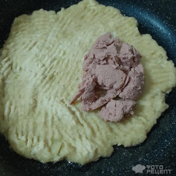 Рецепт: Драники -чебуреки с печеночным паштетом - Экспресс-рецепт без раскатки теста. Рецепт: Драники -чебуреки с печеночным паштетом - Экспресс-рецепт без раскатки теста.