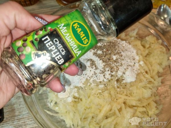 Рецепт: Драники картофельные - В крупную терку, жареные Рецепт: Драники картофельные - В крупную терку, жареные