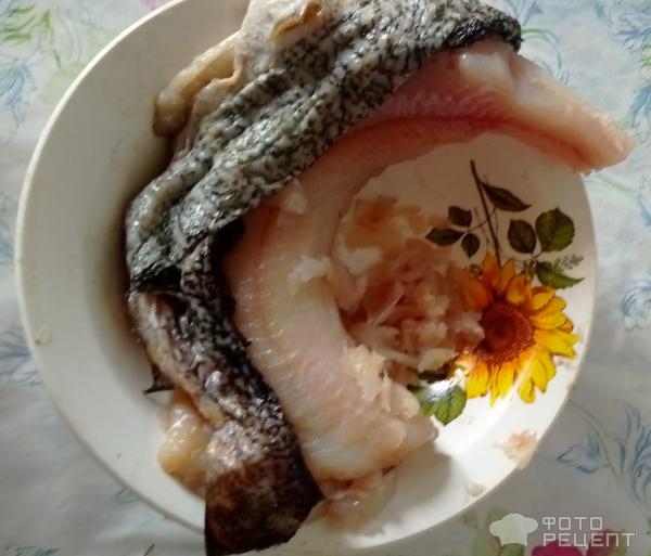 Рецепт: Фаршированная щука - С манной крупой.