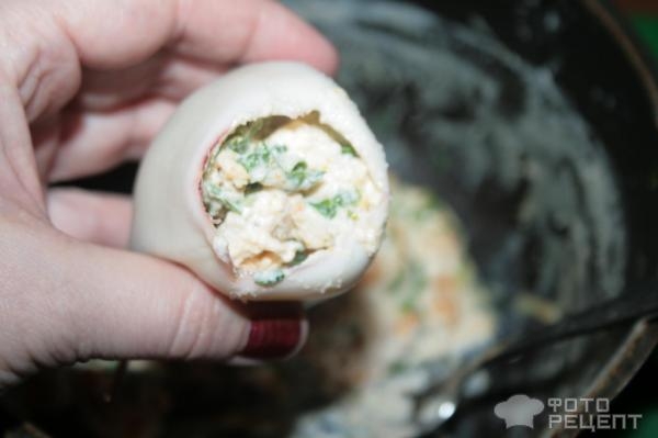 Рецепт: Фаршированный кальмар - По рецепту Константина Ивлева